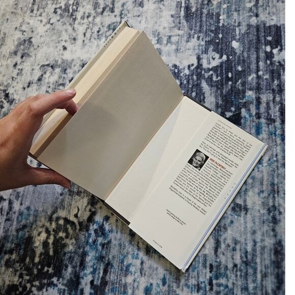 Pegasus in Space by Anne McCaffrey ~ 1st Edition April 2000 ~ Hardcover - Picture 7 of 12